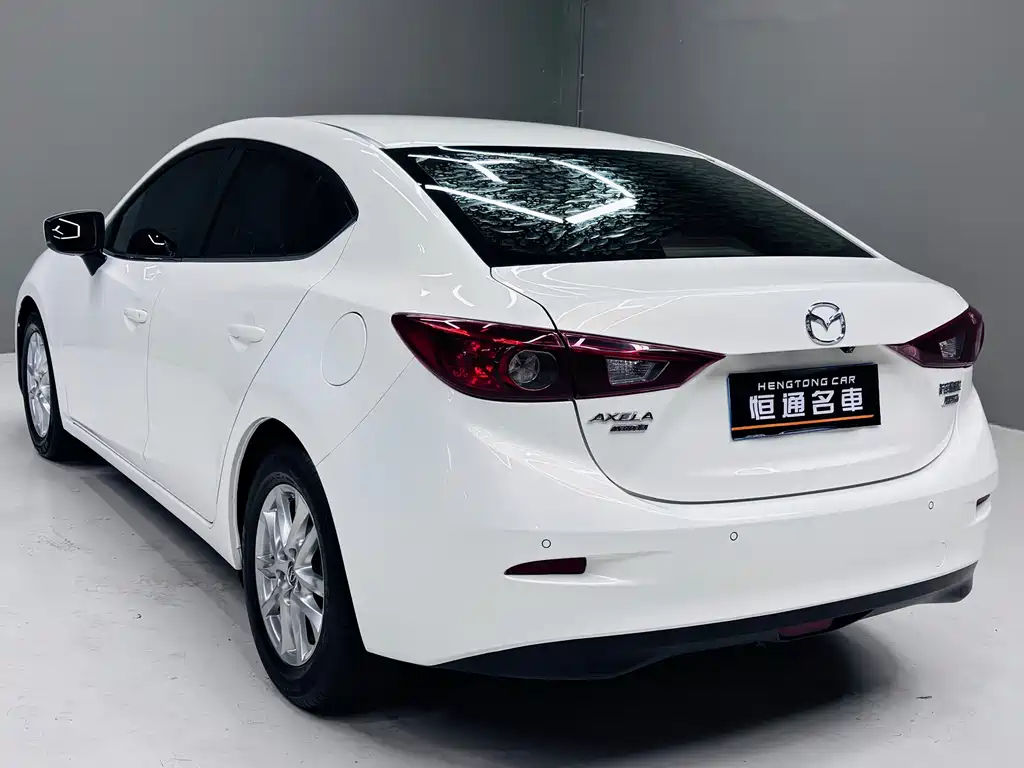 Mazda 3 Axela 2019 — фото 3