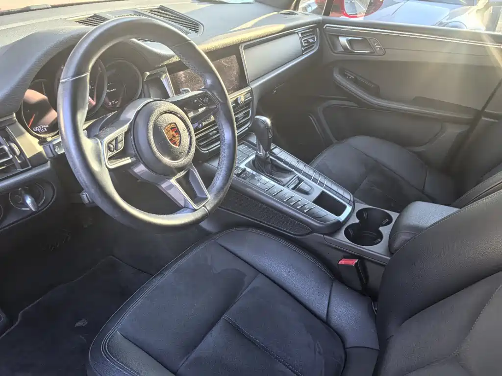 Porsche Macan 2019 — фото 4