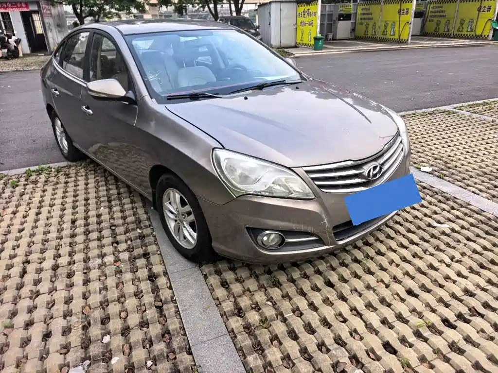 Hyundai Elantra 2013