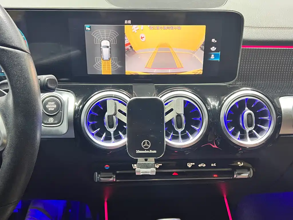 Mercedes-Benz GLB 2020 — фото 18