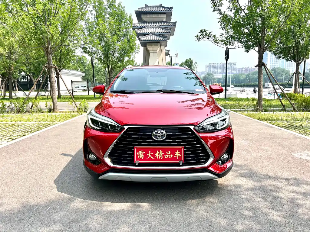 Toyota Yaris L 2021
