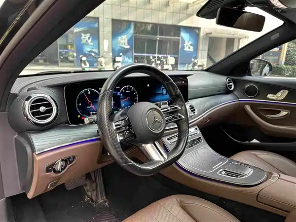 Mercedes-Benz E-Class 2021