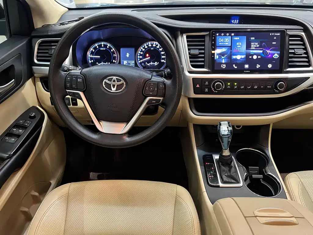 Toyota Highlander 2020 — фото 14