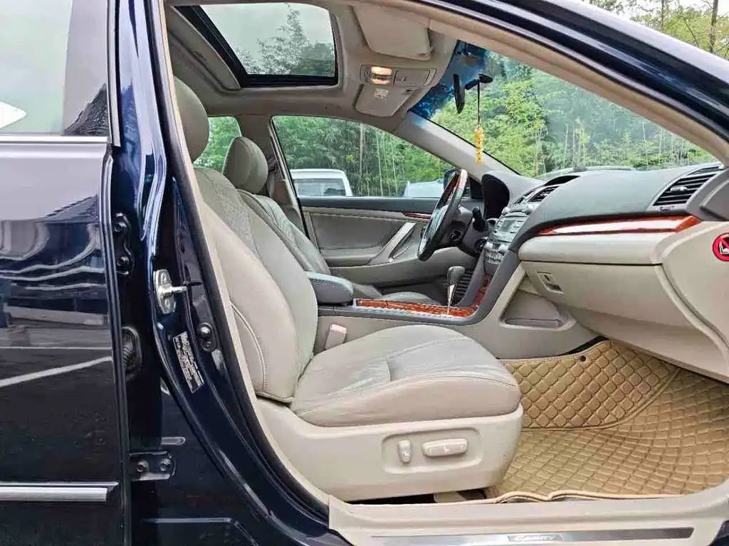 Toyota Camry 2007 — фото 11