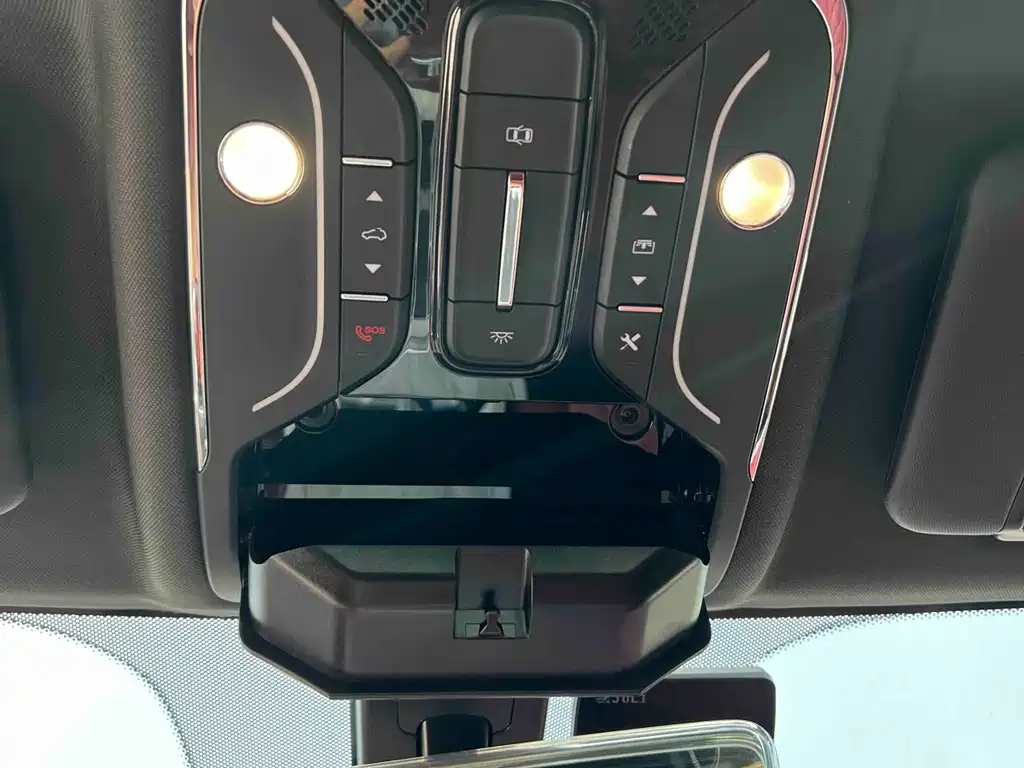 Jetour X70 PLUS 2023 — фото 18