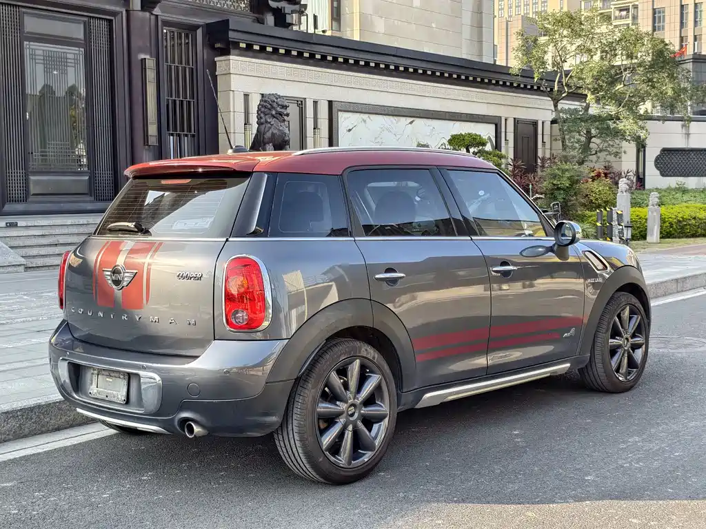 MINI Countryman 2016 — фото 9