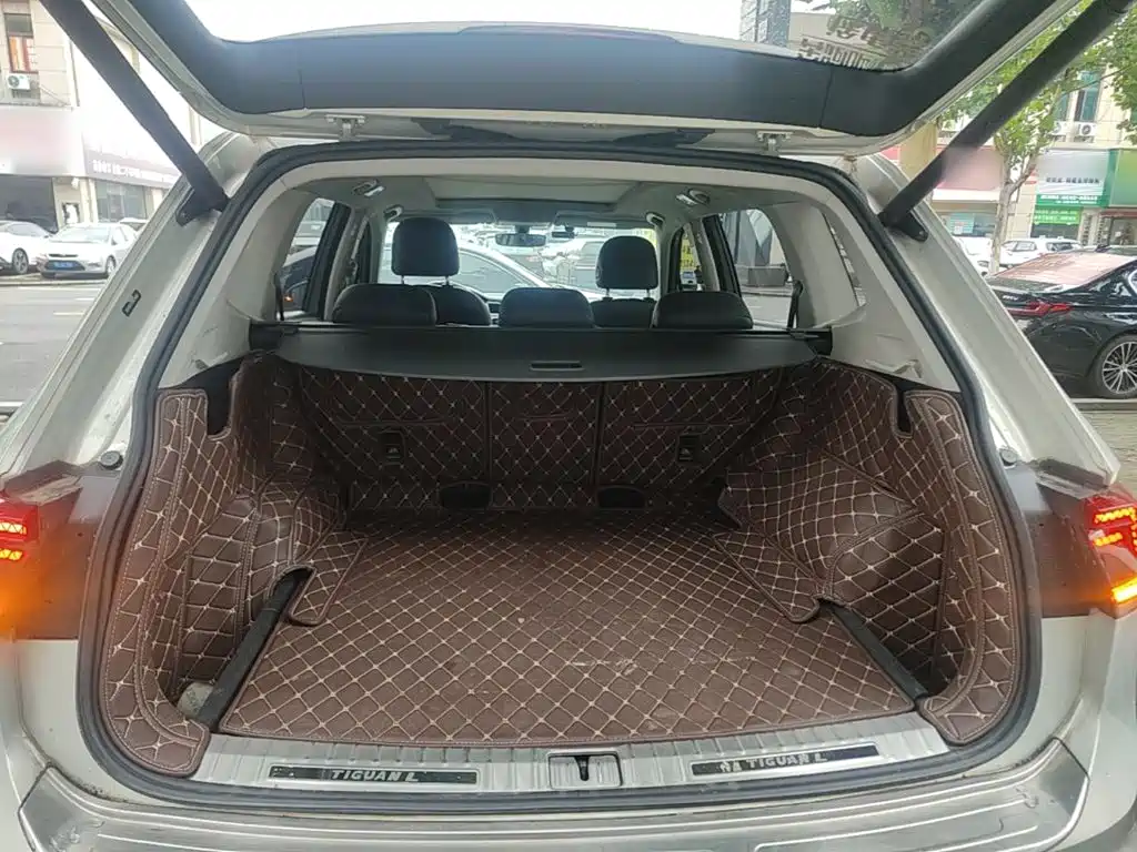 Volkswagen Tiguan L 2017 — фото 19