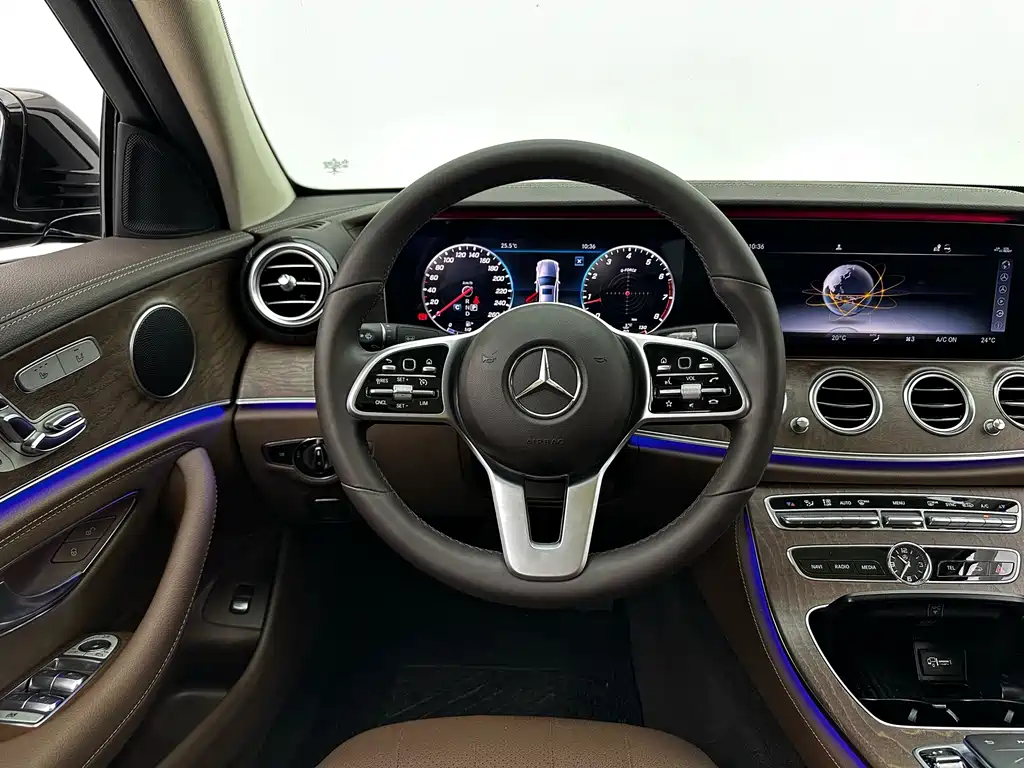 Mercedes-Benz E-Class 2019 — фото 7