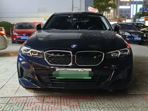 BMW i3 2024