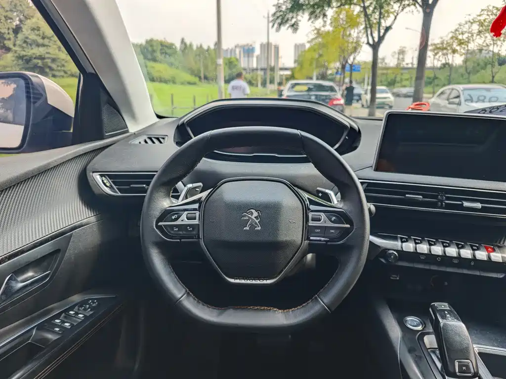 Peugeot 4008 2018 — фото 15
