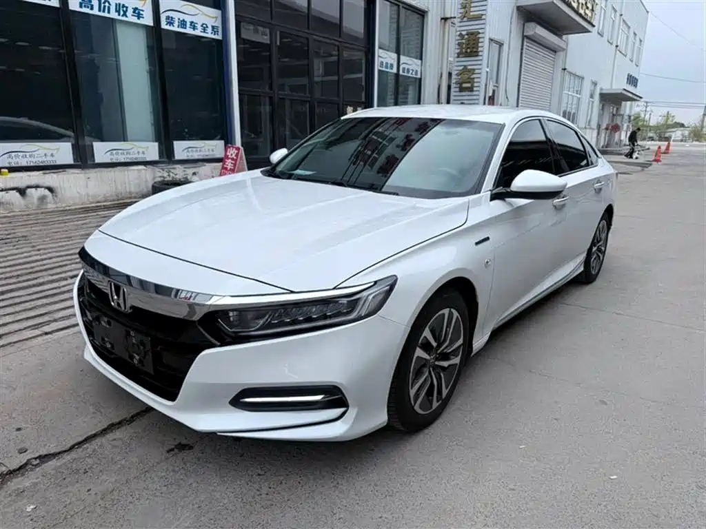 Honda Accord 2021 — фото 1