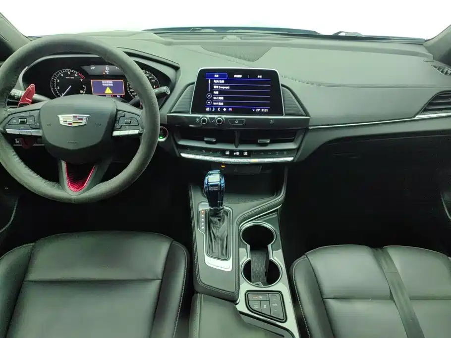 Cadillac CT4 2021 — фото 12