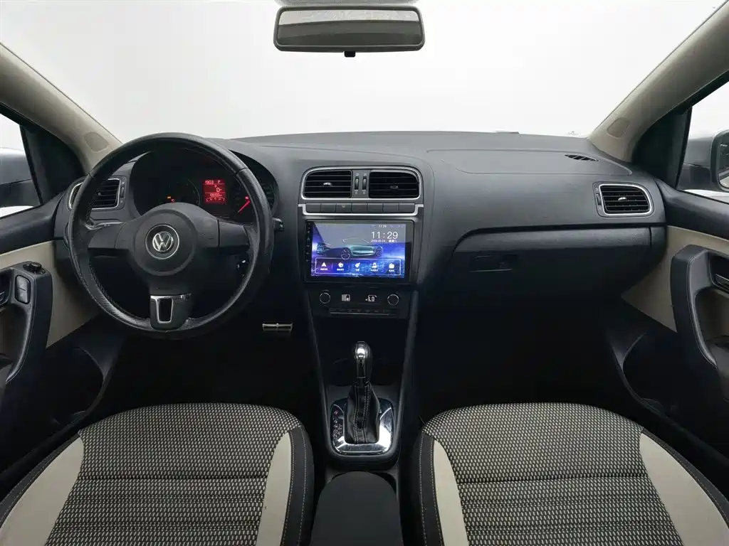 Volkswagen Polo 2013