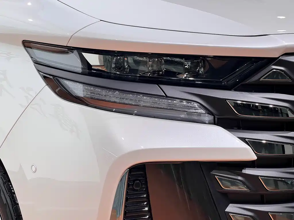 Toyota Vellfire 2024 — фото 5