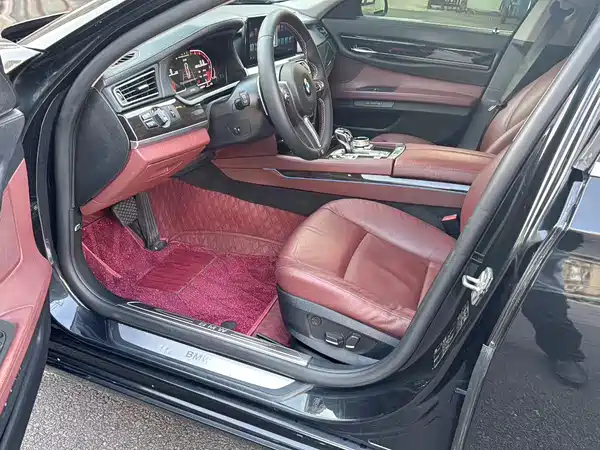 BMW 7 Series 2009