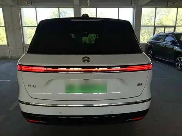 NIO ES8 2026
