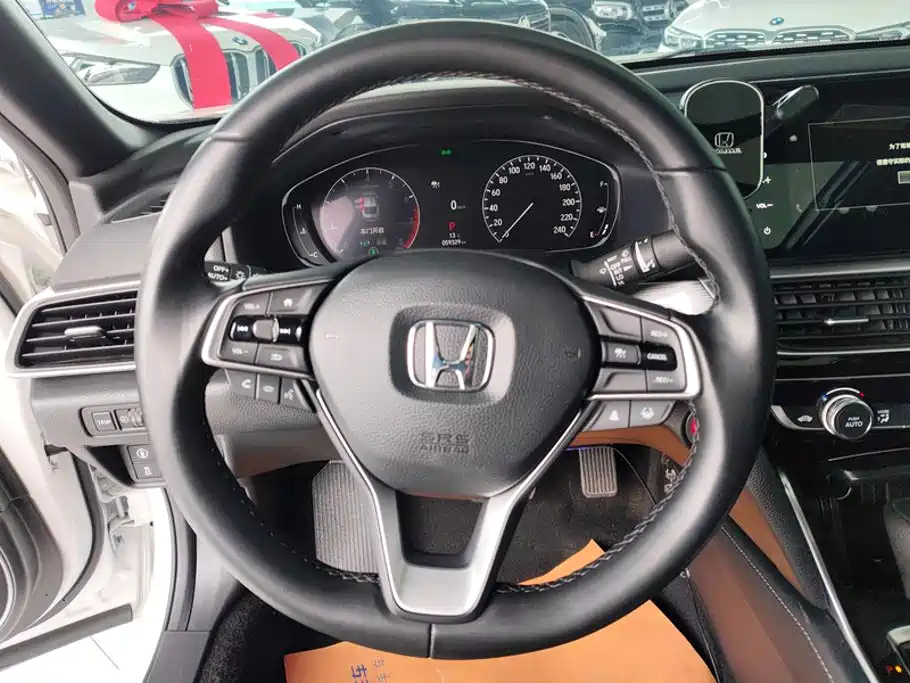 Honda Inspire 2022 — фото 15