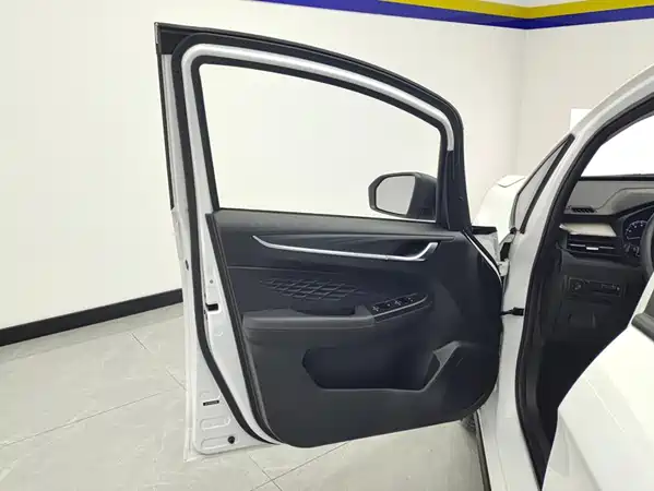 Geely Vision X3 2022