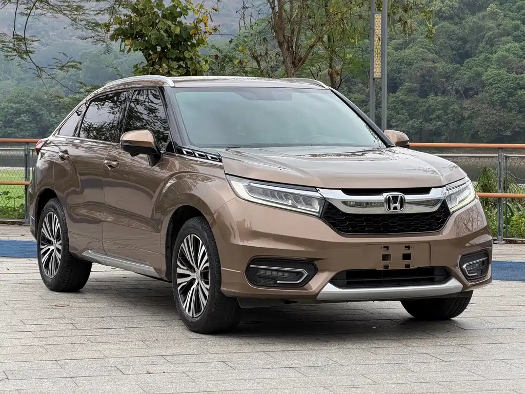 Honda Avancier 2017 — фото 3