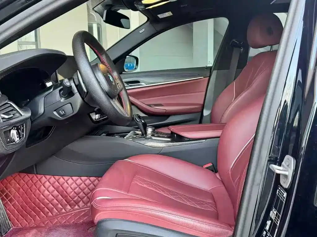 BMW 5 Series 2023