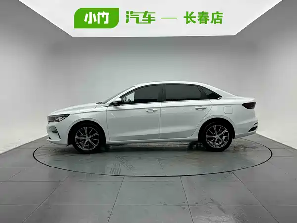 Geely Emgrand 2023