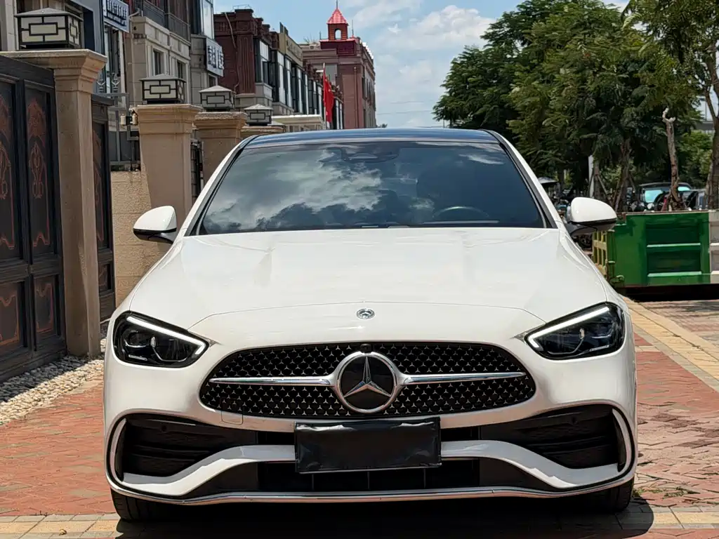 Mercedes-Benz C-Class 2023