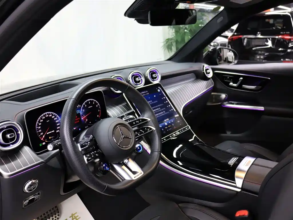 Mercedes-Benz GLC AMG 2024 — фото 9