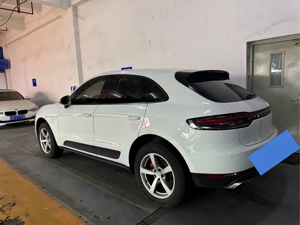 Porsche Macan 2020 — фото 8
