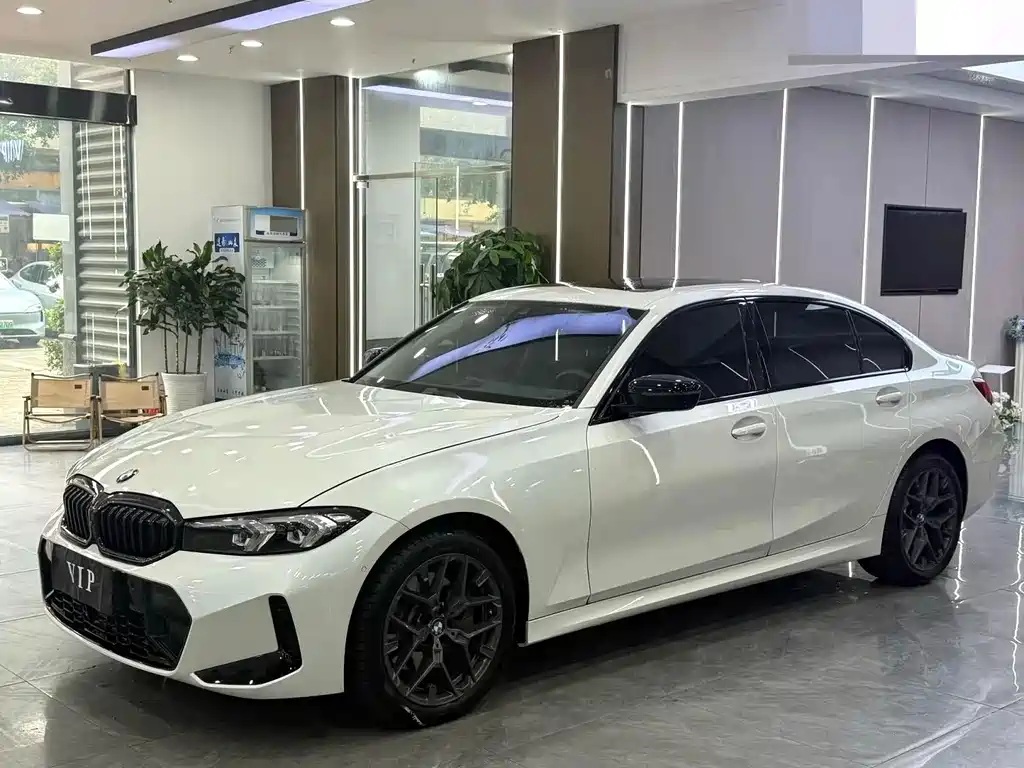 BMW 3 Series 2025
