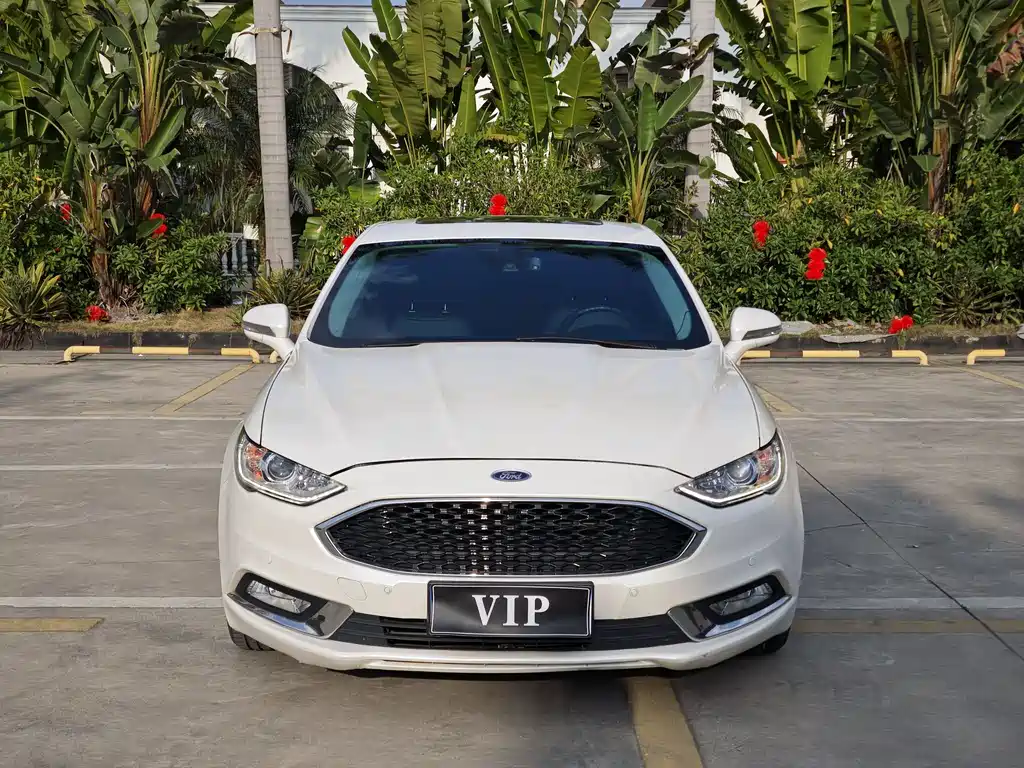 Ford Mondeo 2017 — фото 2