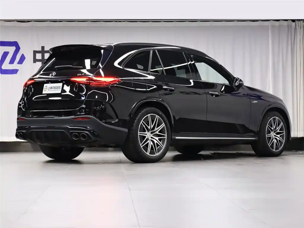 Mercedes-Benz GLC AMG 2024 — фото 3