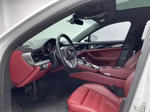 Porsche Panamera 2020