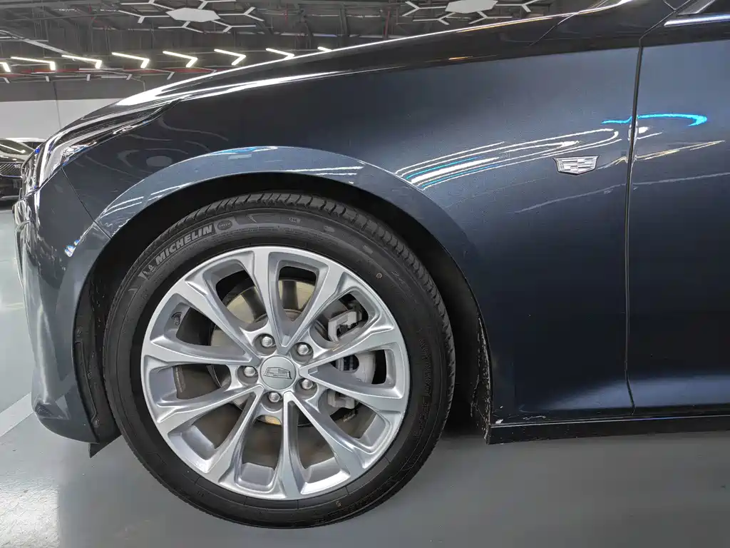 Cadillac CT5 2020 — фото 16