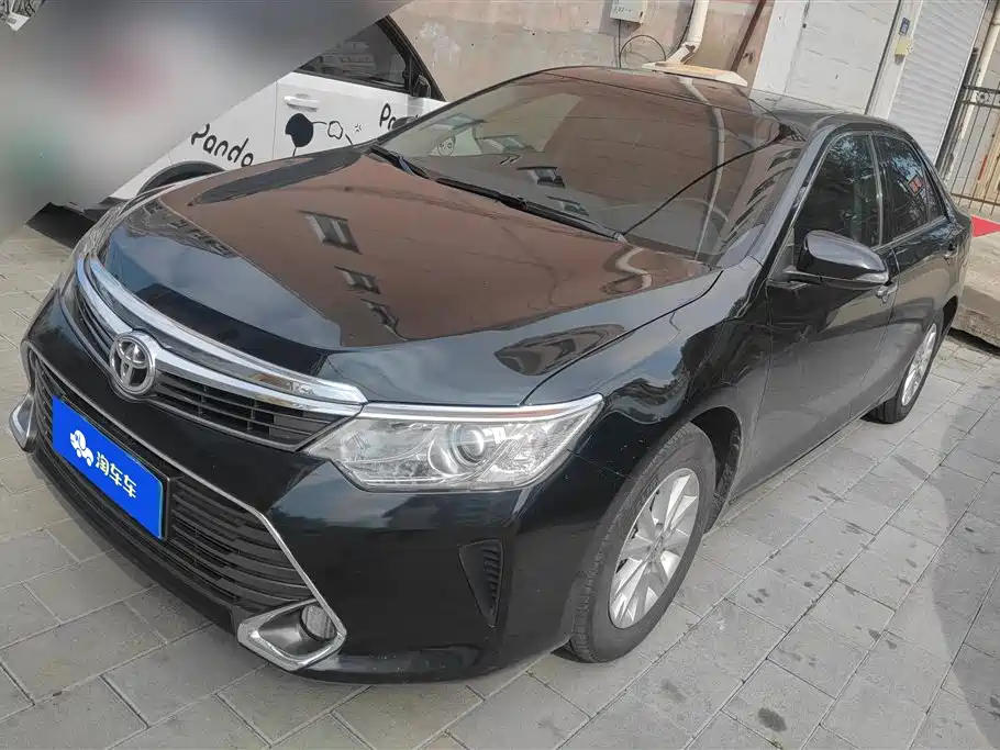 Toyota Camry 2015