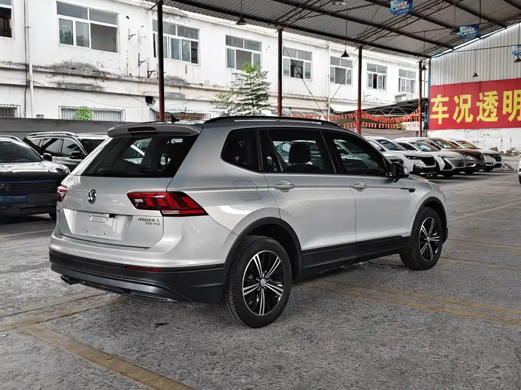 Volkswagen Tiguan L 2020 — фото 9