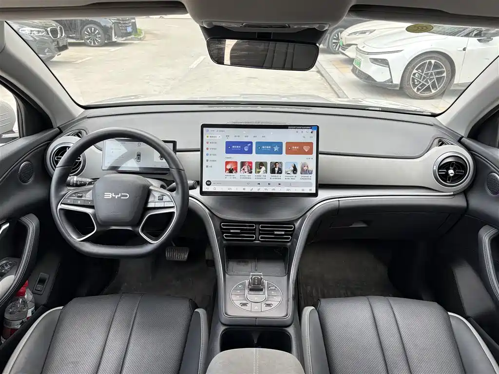 BYD Seal 05 DM-i 2025 — фото 5