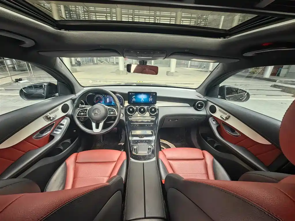 Mercedes-Benz GLC Coupe 2022 — фото 10