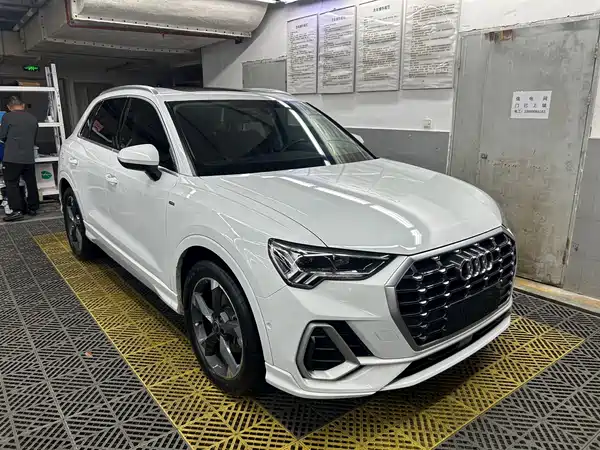 Audi Q3 2022