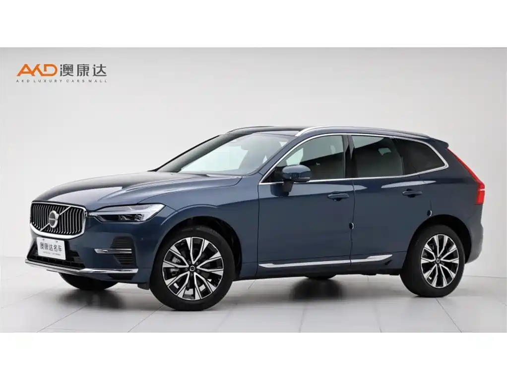 Volvo XC60 2025 — фото 1