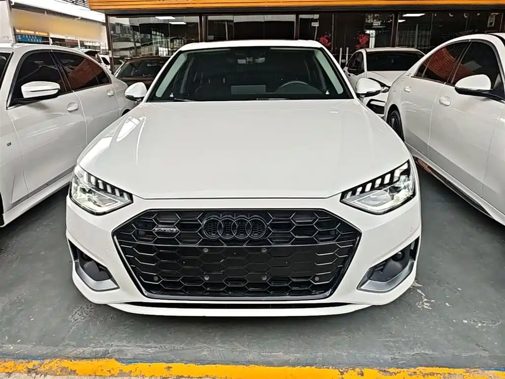 Audi A4L 2020 — фото 3