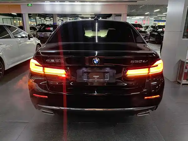 BMW 5 Series 2021