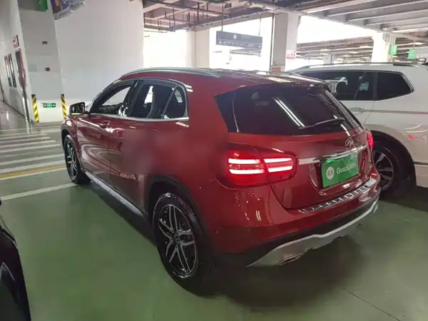 Mercedes-Benz GLA 2017