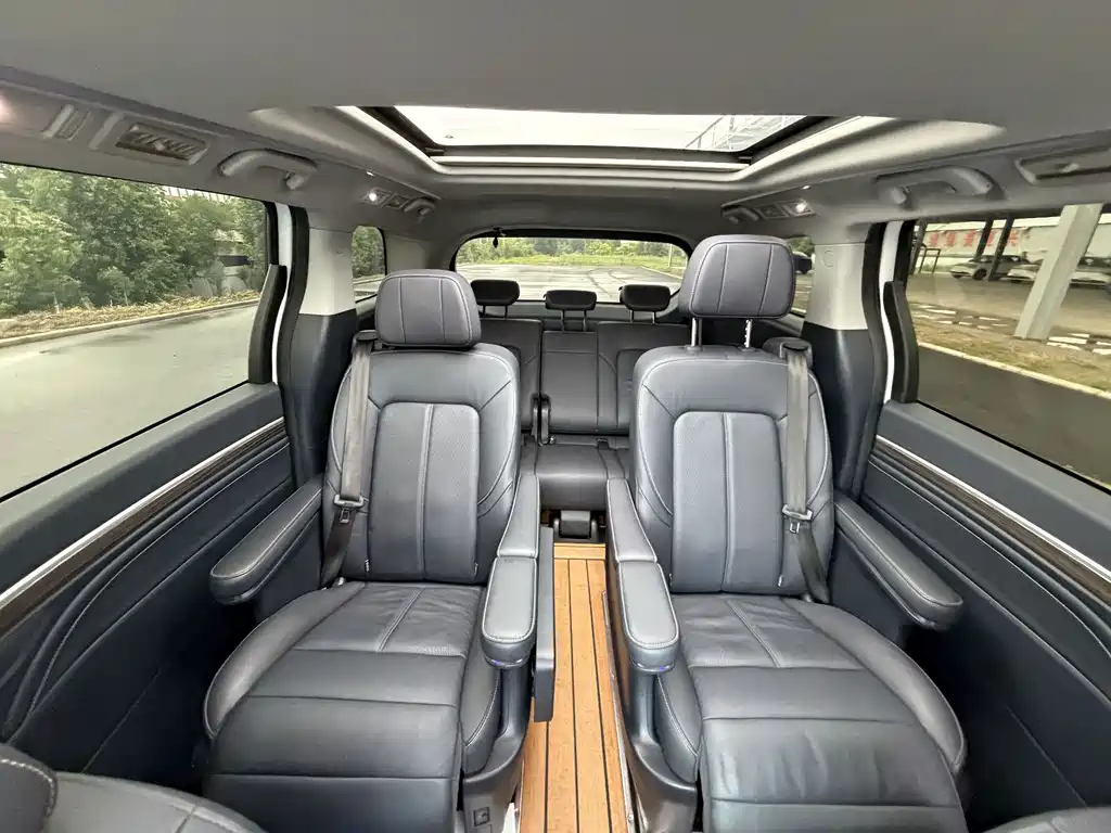 GAC Motor Trumpchi M8 2021 — фото 10