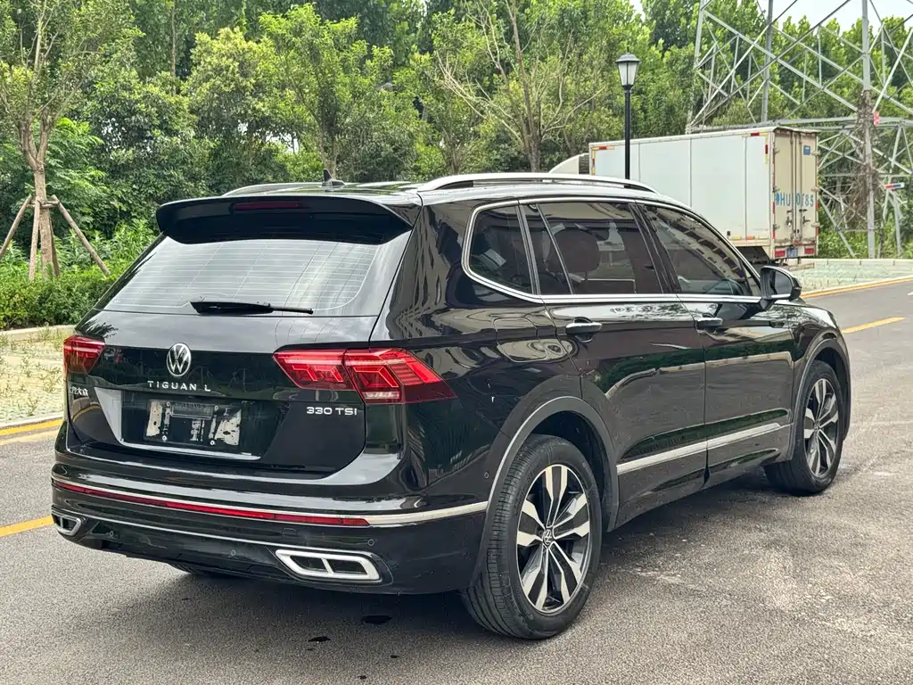 Volkswagen Tiguan L 2023