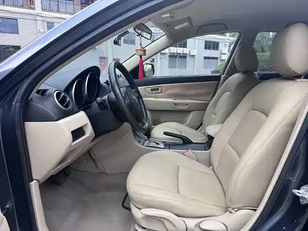 Mazda 3 2011