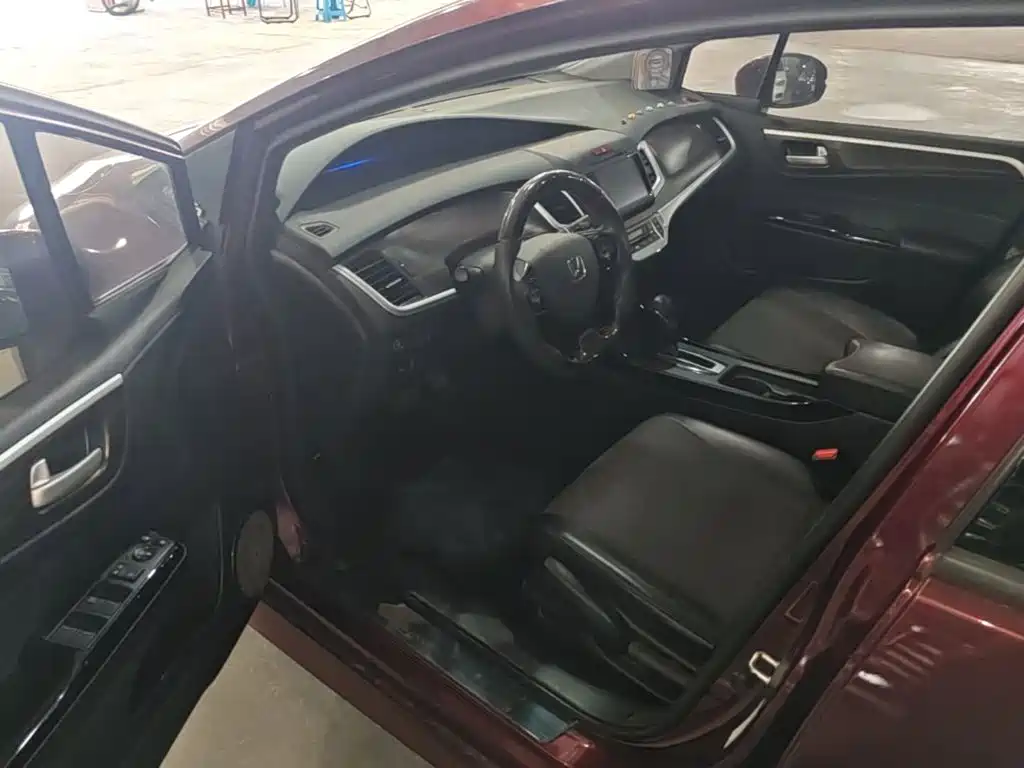 Honda Jade 2019 — фото 16