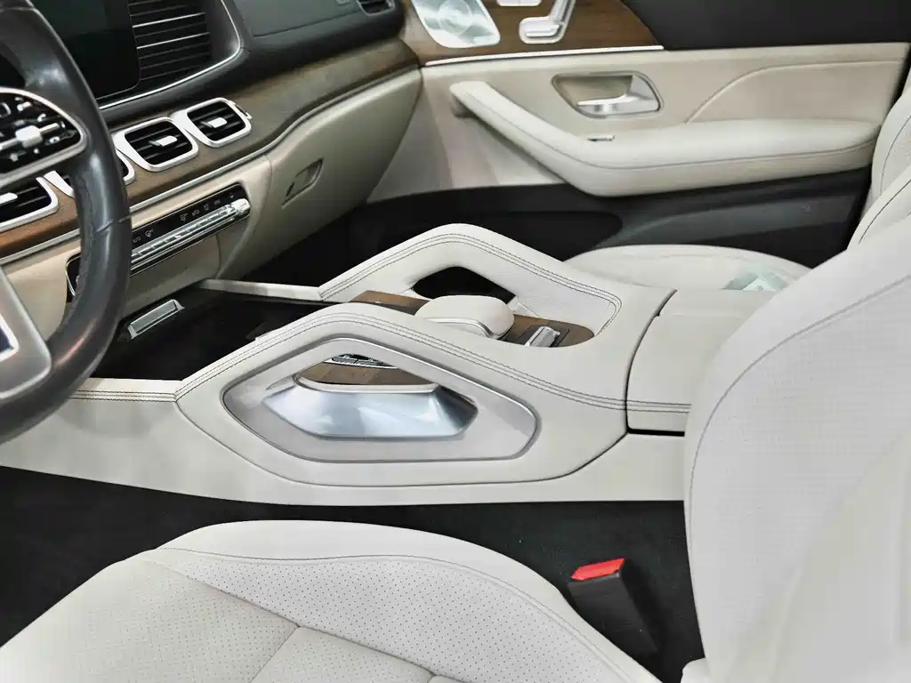 Mercedes-Benz GLE 2019 — фото 26