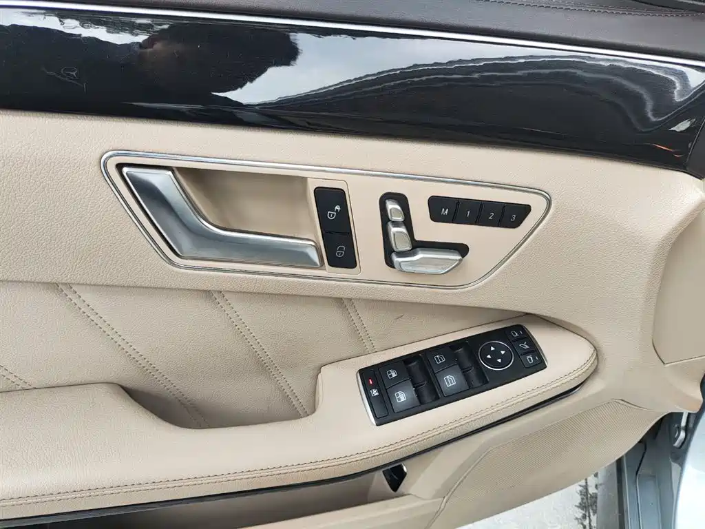 Mercedes-Benz E-Class 2014