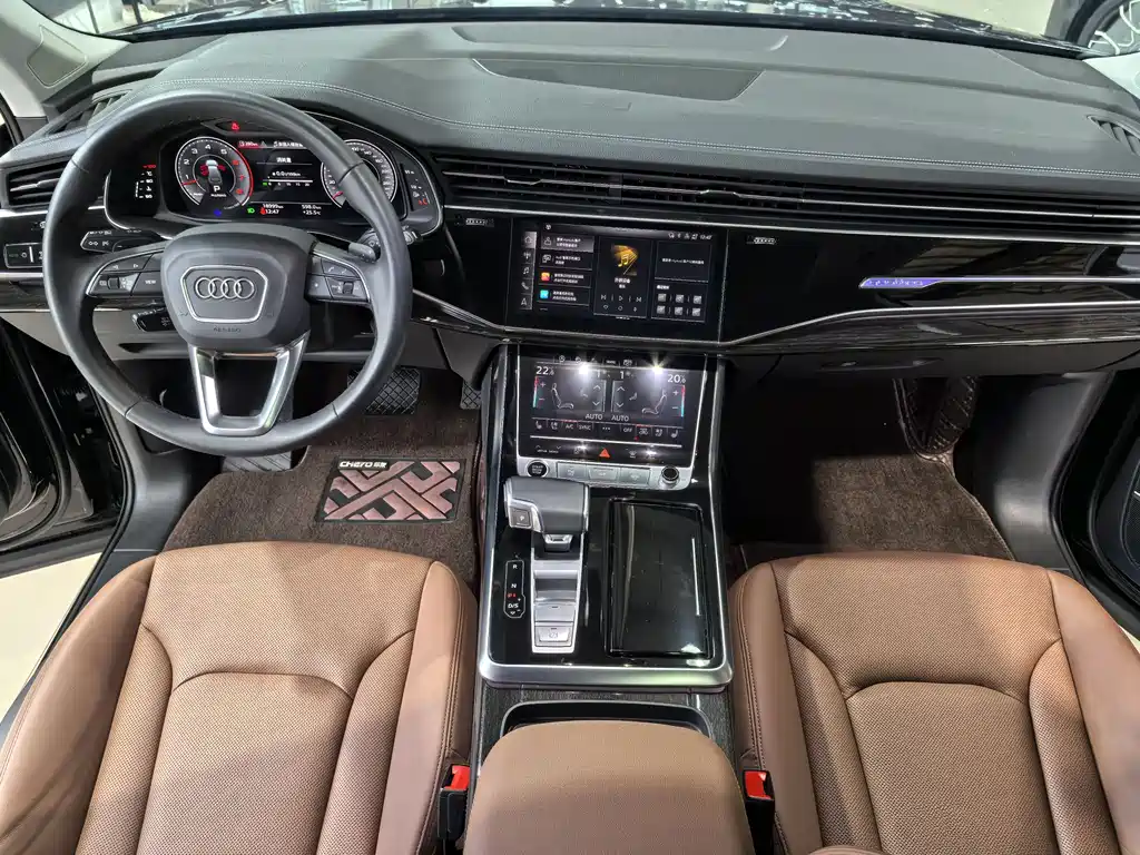 Audi Q7 2023 — фото 32