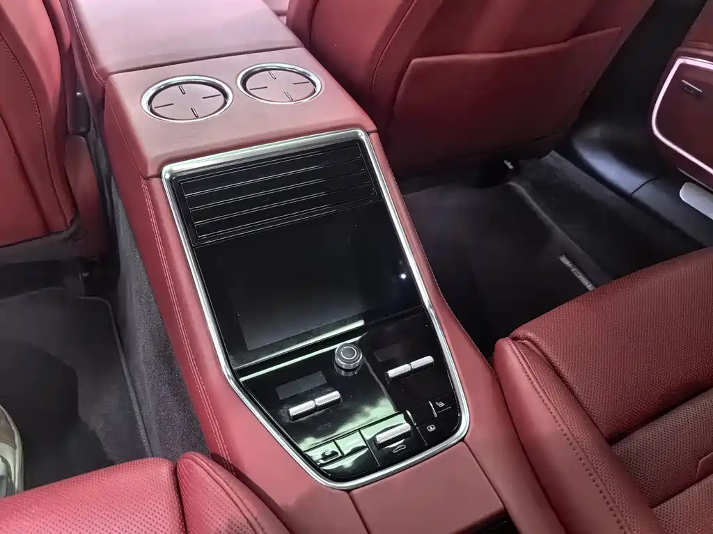 Porsche Panamera 2021 — фото 10